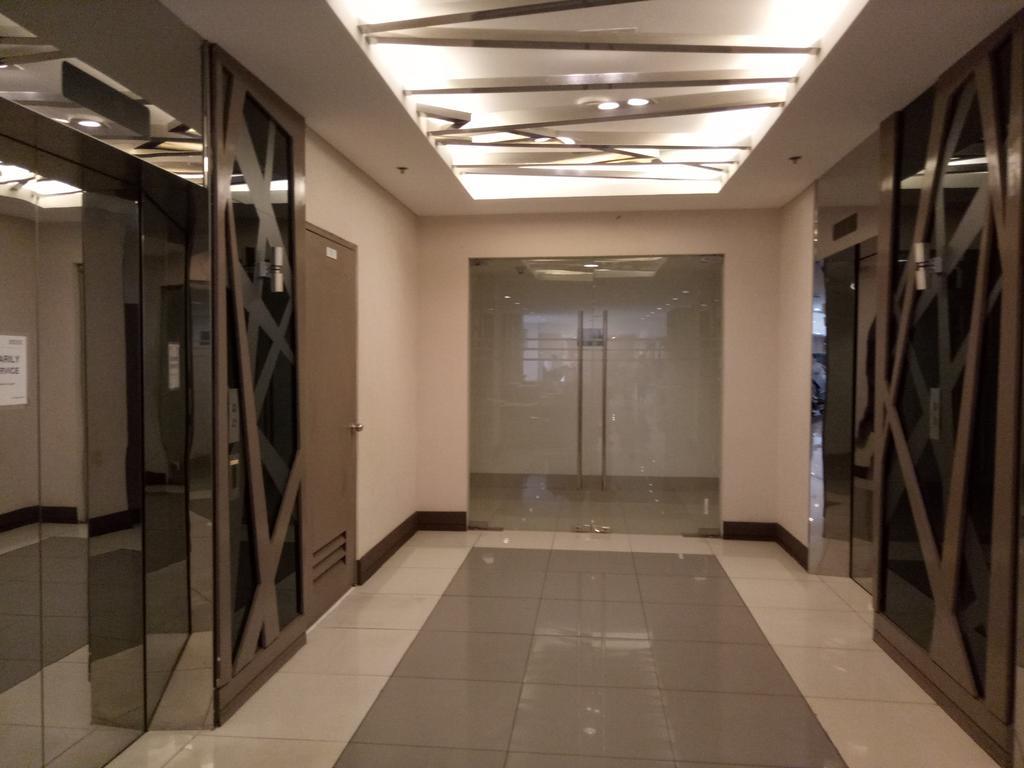 Chin'S Place Sea Residences Moa Manila Eksteriør bilde